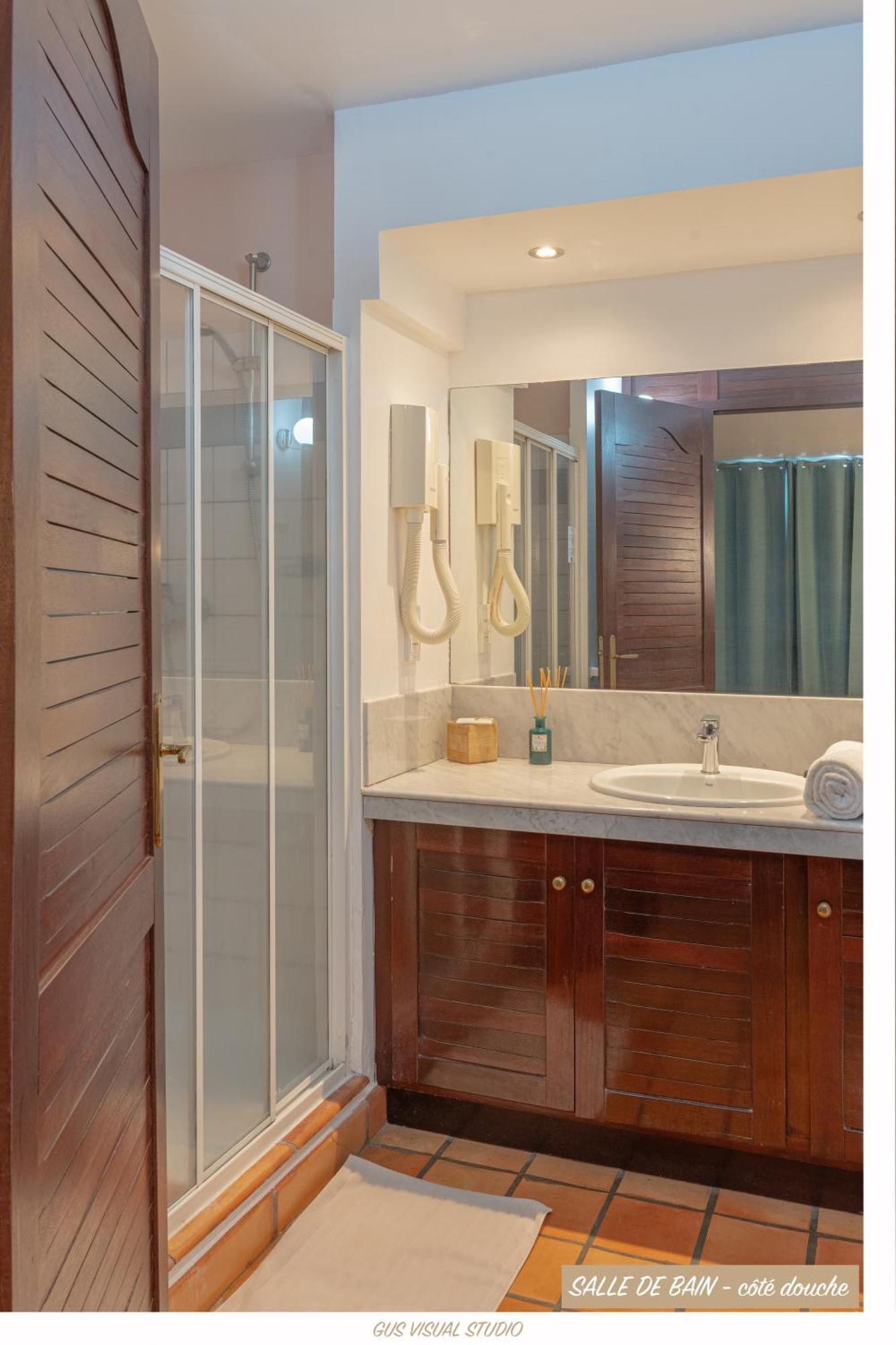 Location Saisonniere Tartane 238 Apartment ลา ทรินิเต ภายนอก รูปภาพ
